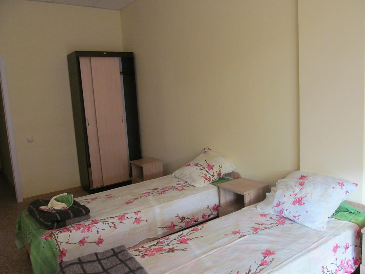 Hostel Raduga Kiev Ngoại thất bức ảnh