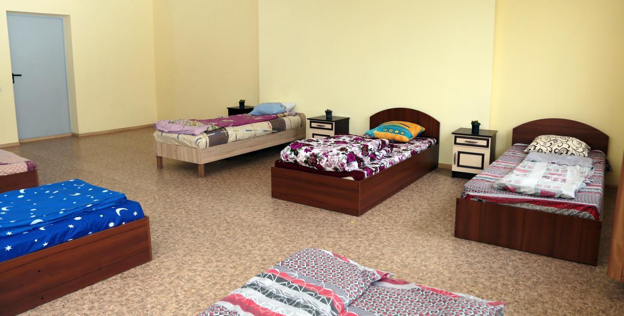 Hostel Raduga Kiev Ngoại thất bức ảnh